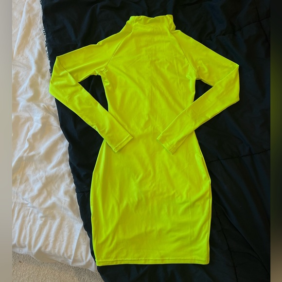 NEON DRESS - Picture 2 of 10